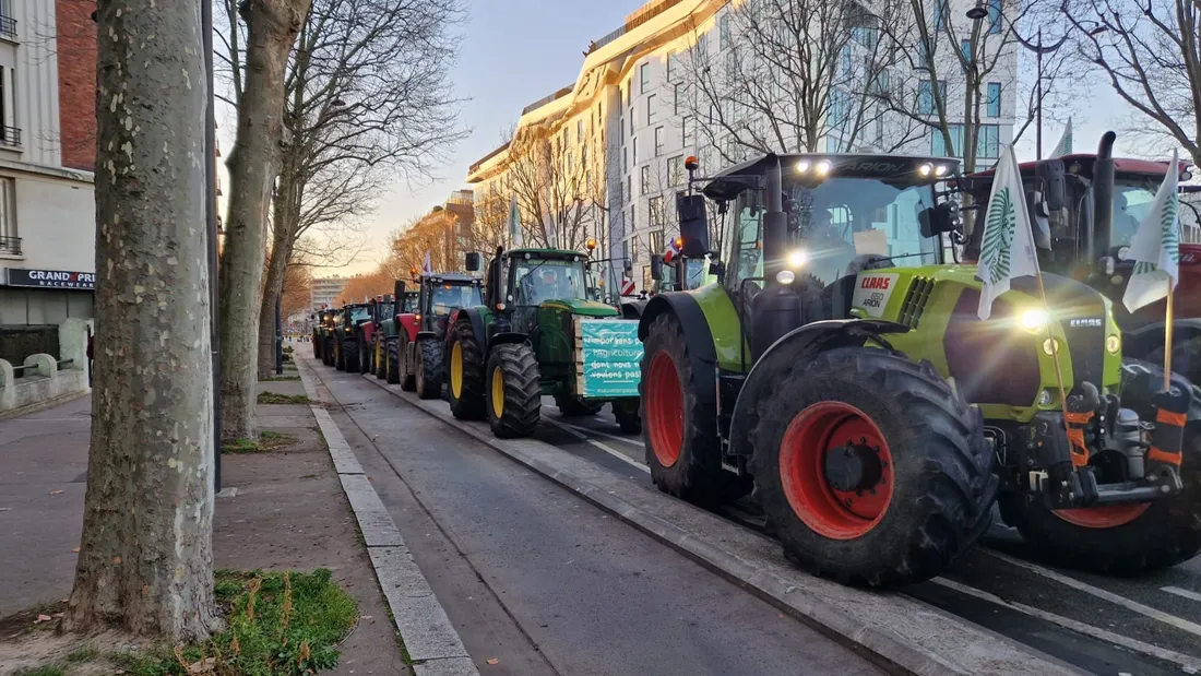 Les agriculteurs de Centre-Val de Loire manifestent à Paris.