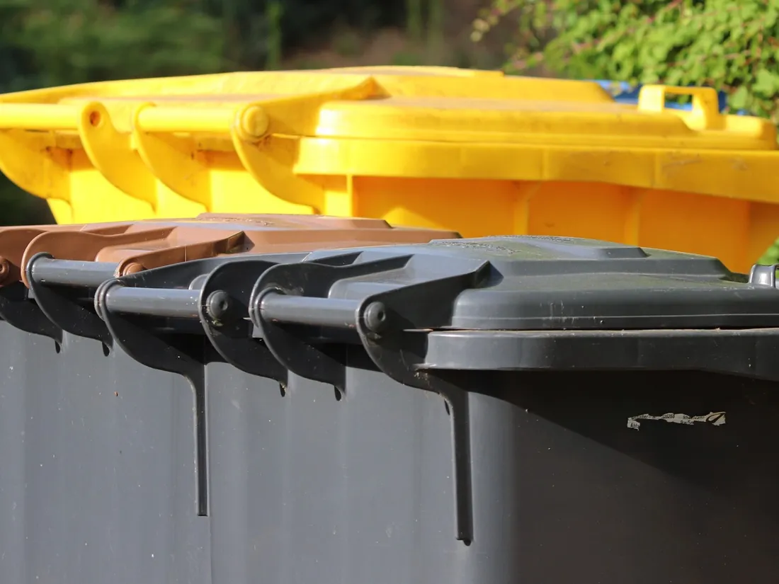 Image d'illustration de poubelles