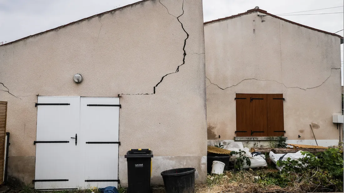 Des maisons fissurées par le séisme à La Laigne.