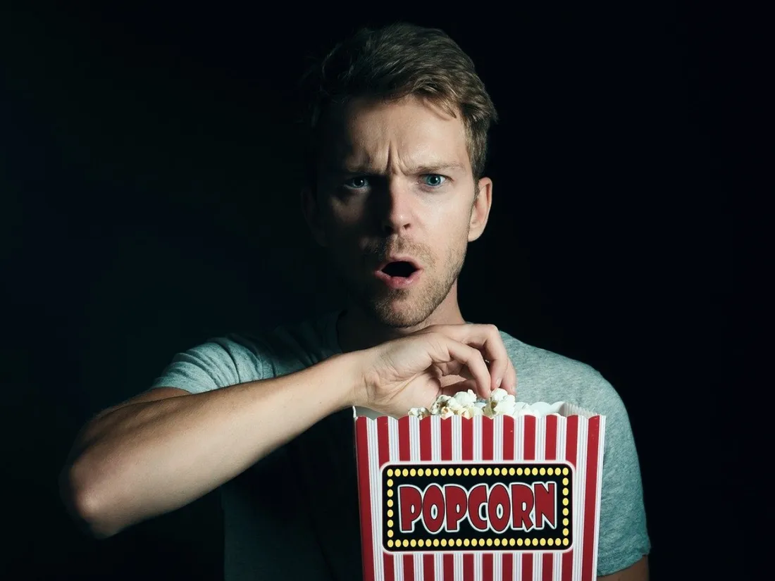 spectateur cinéma pop corn