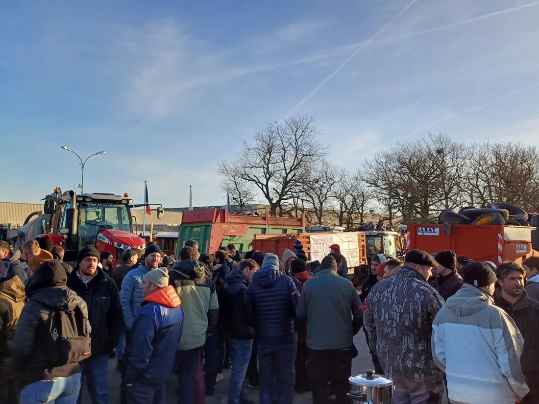 Les vignerons en colère ce mercredi matin à Blanquefort