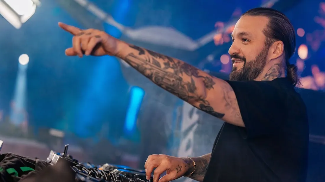 (vidéo) Steve Angello dévoile nouvel ID en plein set à l’Ultra Europe