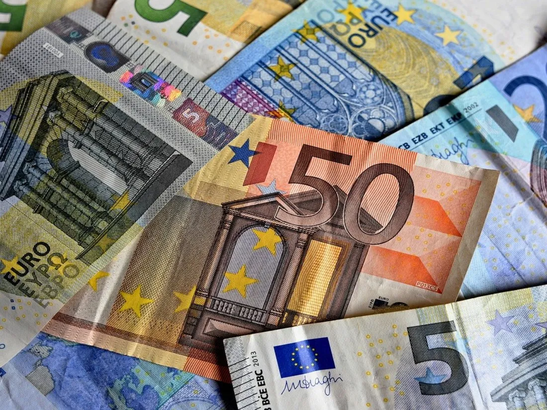Une famille jette accidentellement plus de 20.000 euros à la poubelle