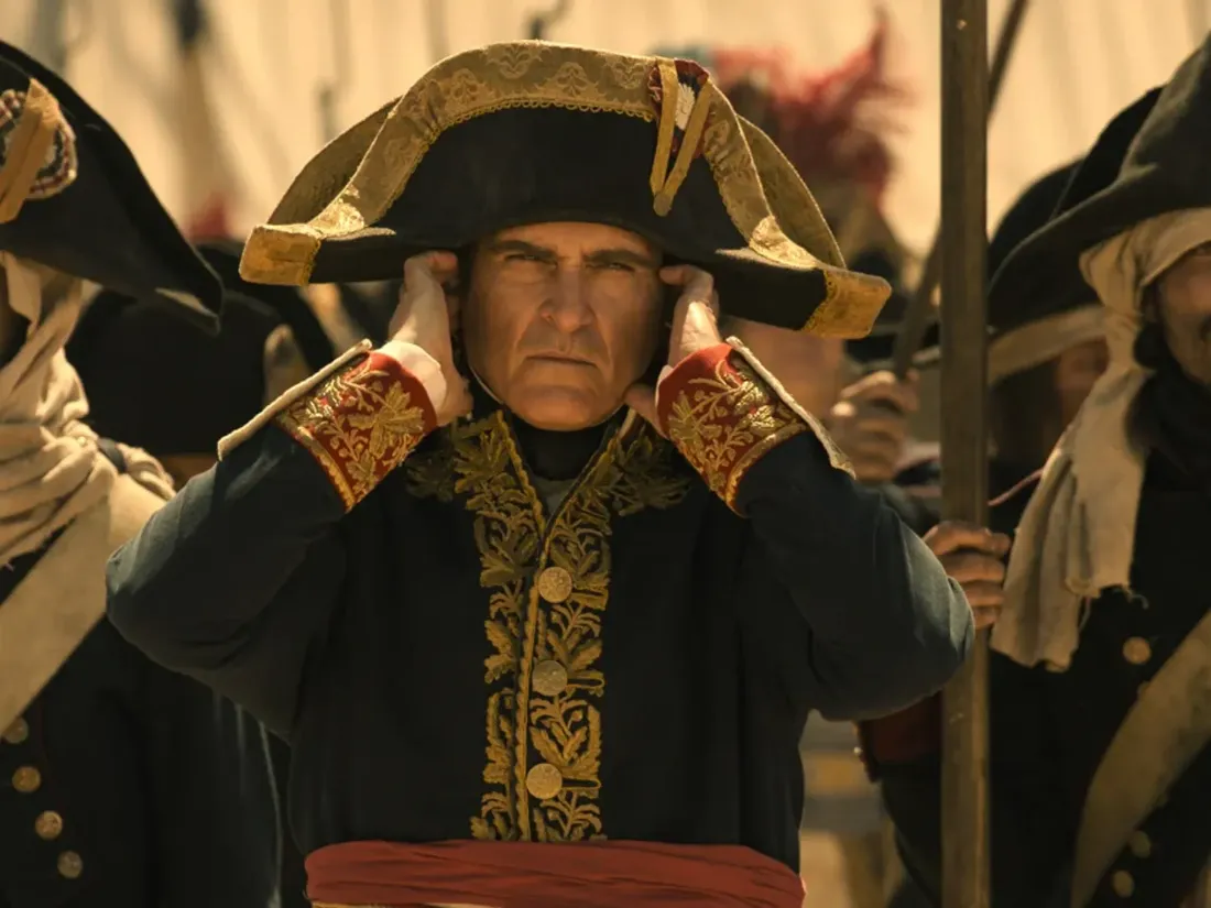 Joaquin Phoenix est Bonaparte dans "Napoléon" de Ridley Scott.