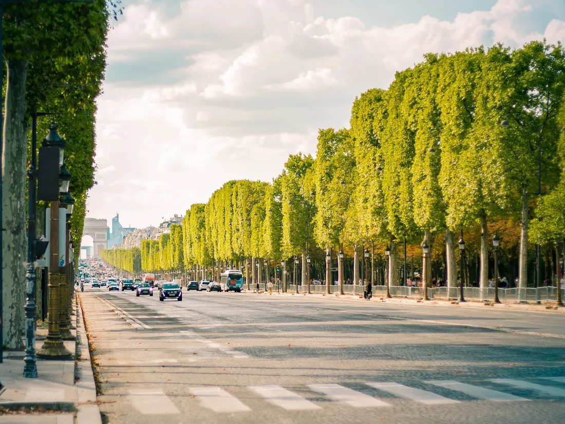 Paris : une fillette de 7 ans décède, renversée par un taxi