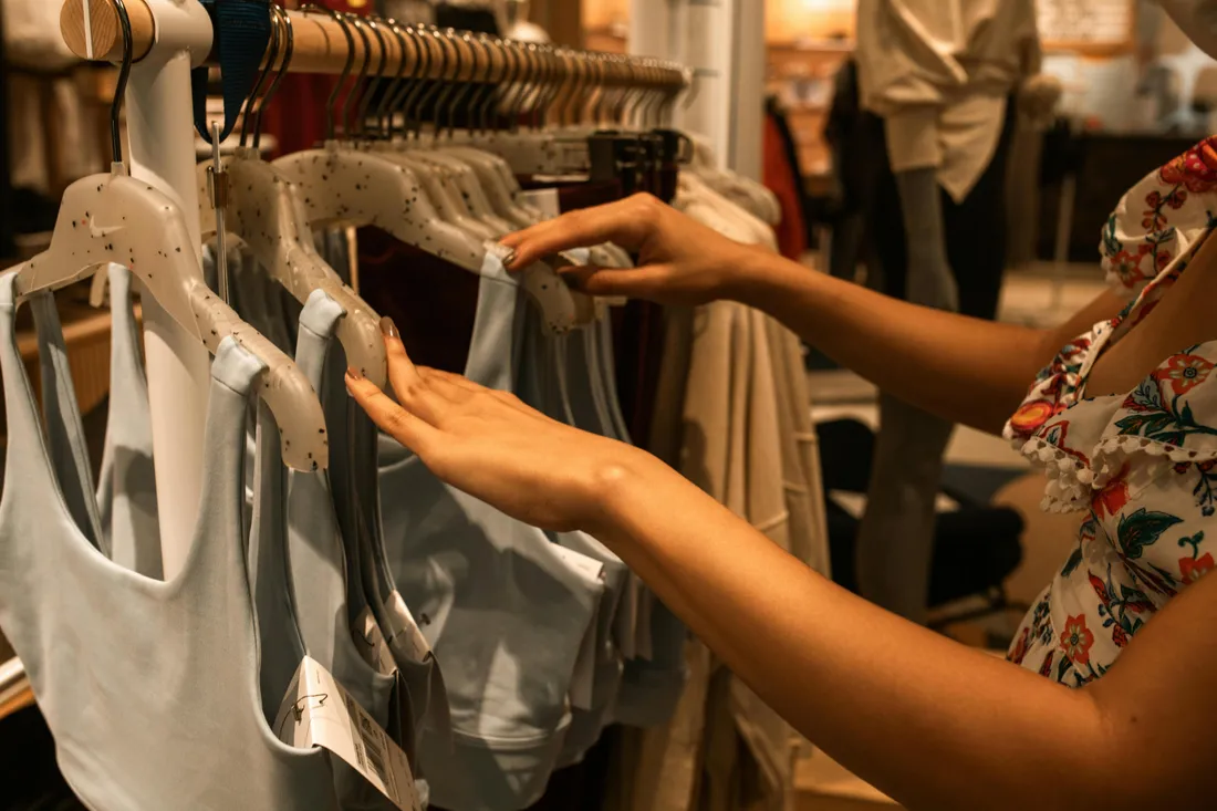 Les soldes d'été se tiennent du 25 juin au 22 juillet 2025