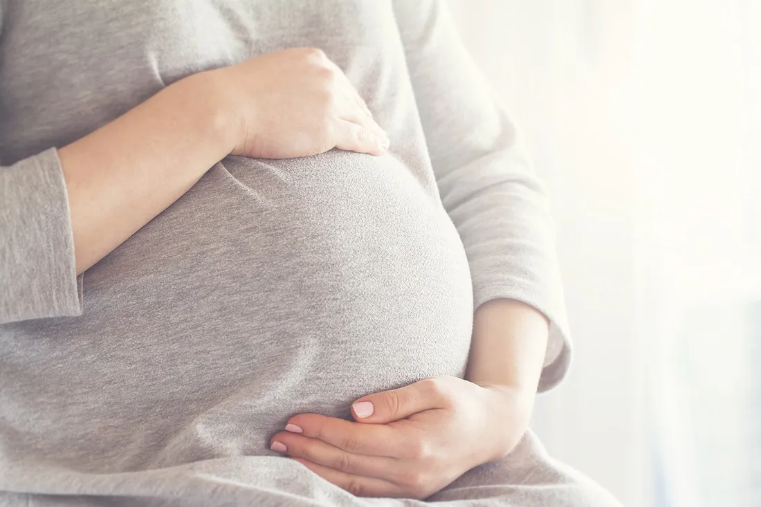 "Tu es sûre que tu n’attends pas des jumeaux ?" : ces phrases à ne pas dire à une femme enceinte 