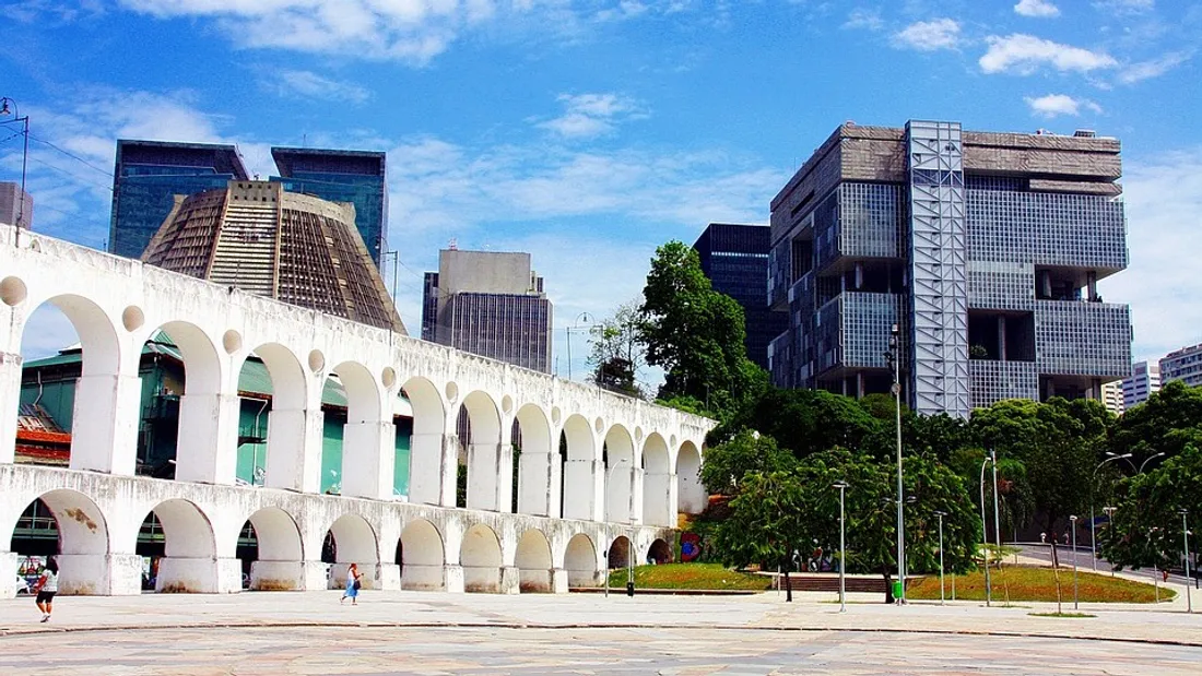 Le centre ville de Rio et la cathédrale.