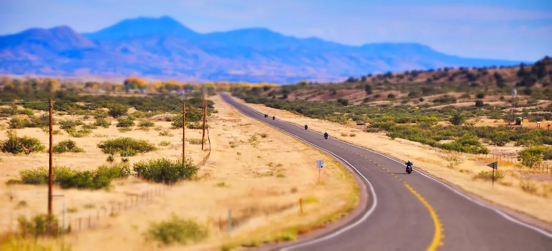 Une route mexicaine déserte.