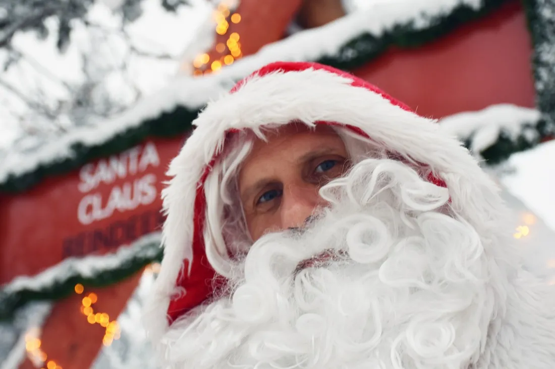 Un père Noël peut en cacher un autre....