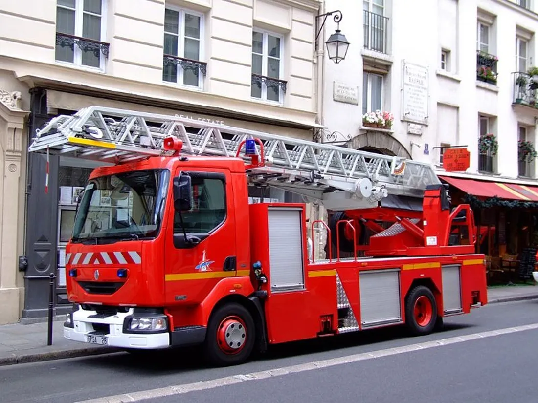 31 personnes hospitalisées après un incendie dans une tour à Sarcelles