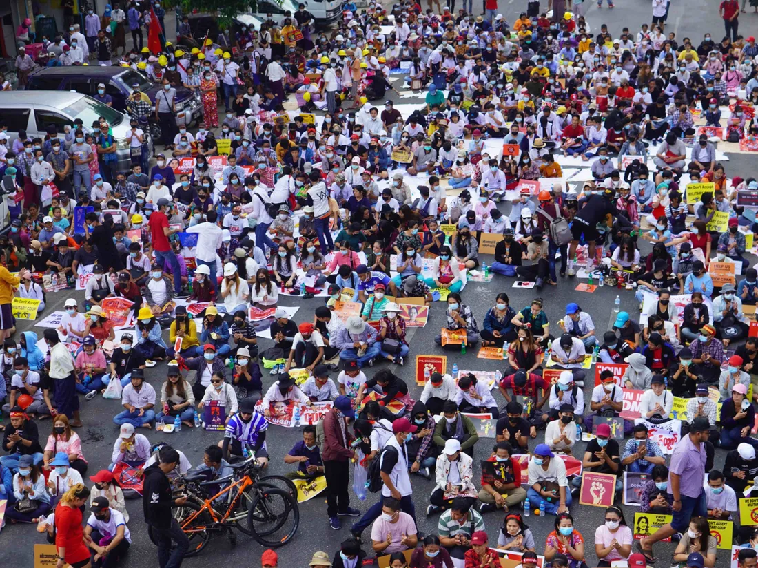 Des manifestants lors d'un sit-in