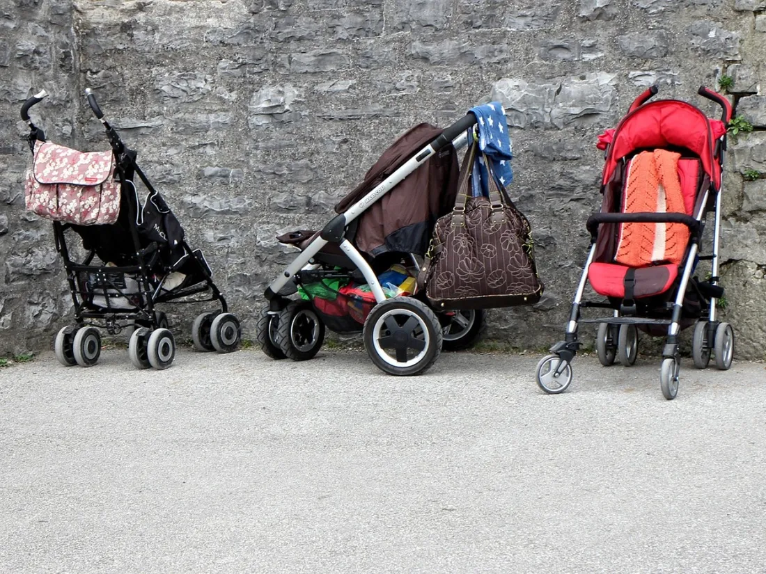Un couple espagnol, ivre, a oublié la poussette dans laquelle se trouvait leur enfant d’1 an.