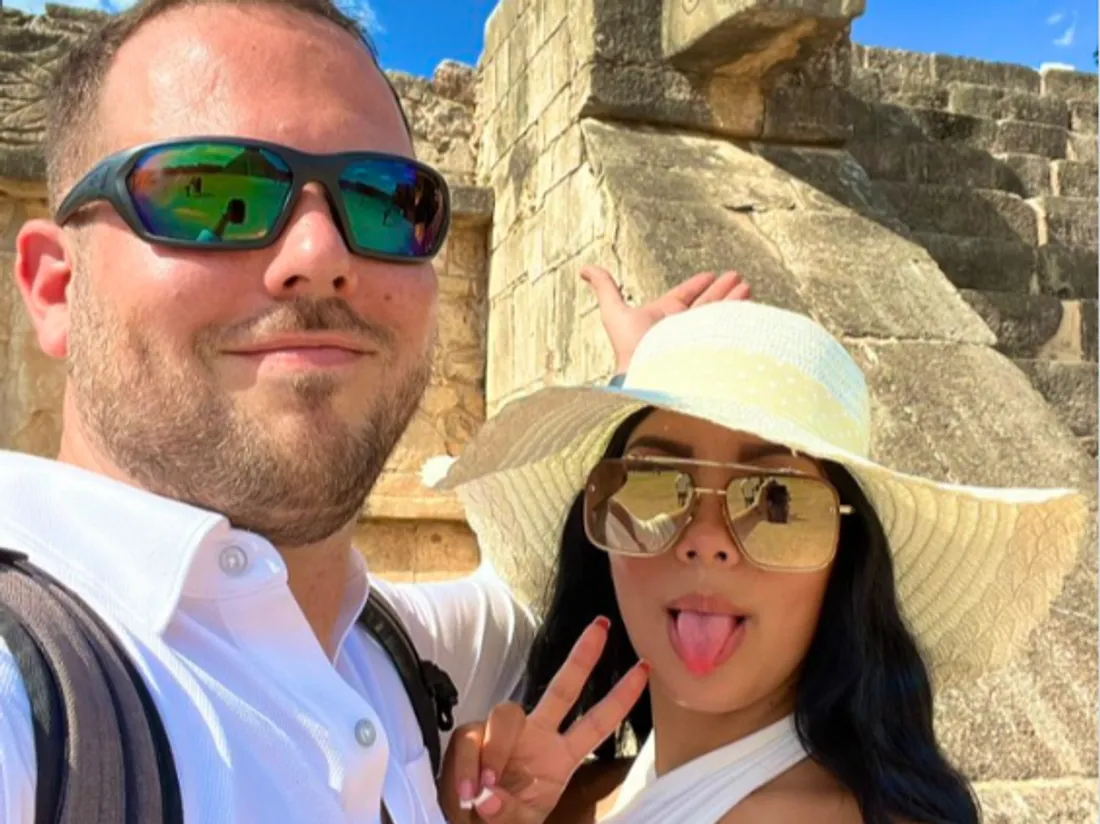 John Poulos avait posté la photo de sa première rencontre avec Valentina Trespalacios...