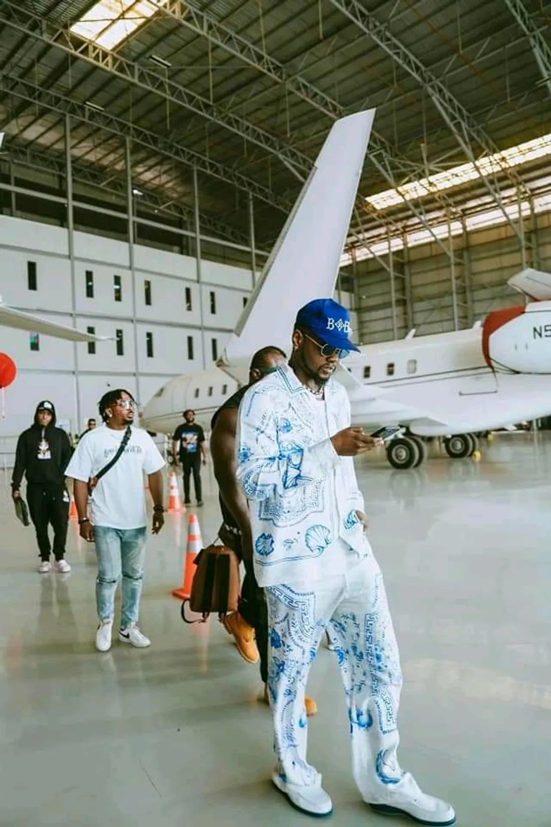 Côte d’Ivoire/concert : Kizz Daniel fait languir ses fans à Abidjan
