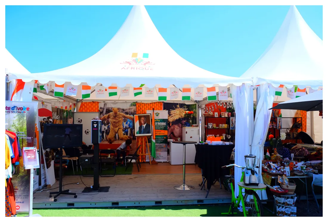 Le stand de la Côte d'Ivoire au sein de la Station Afrique, Île Saint-Denis, région parisienne