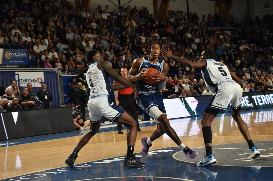 Basket : Florian Léopold lors de Chorale - Chartres