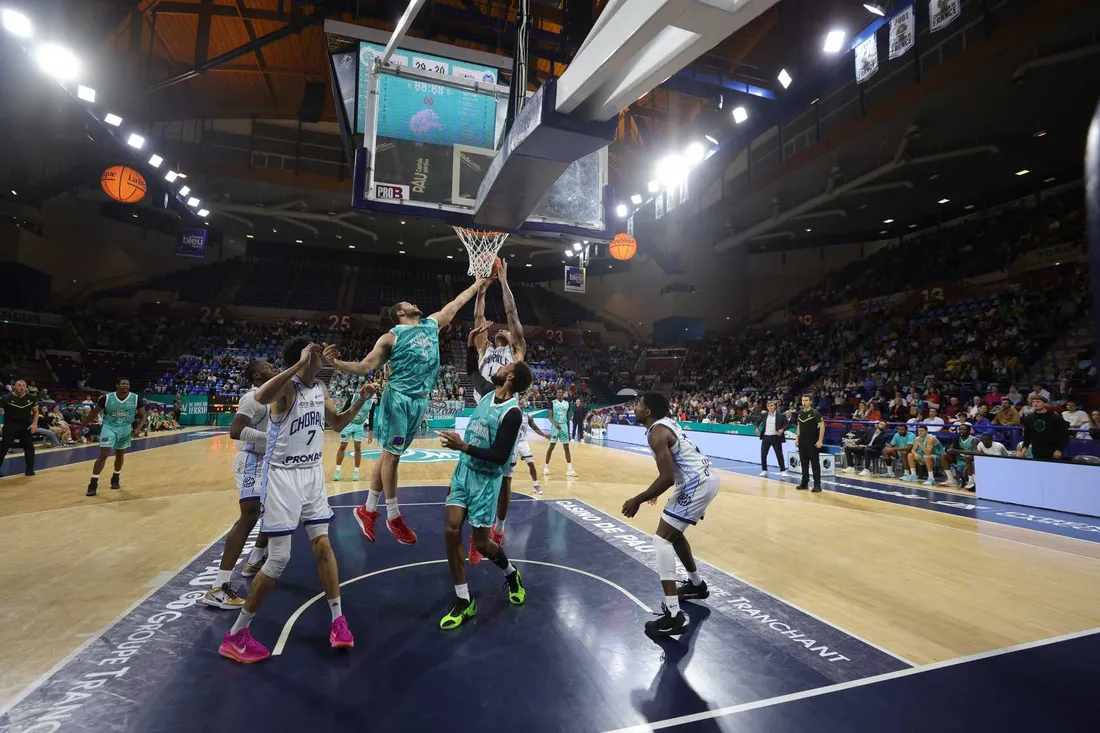 Basket : la Chorale battue à Pau