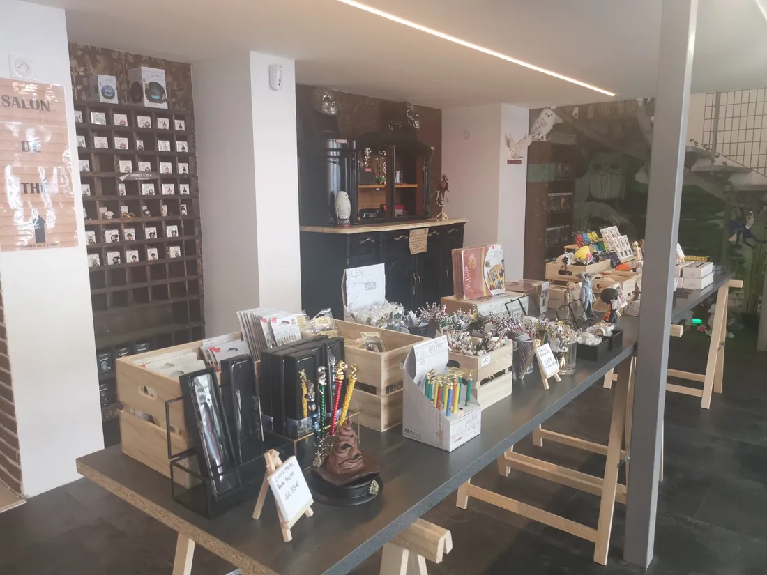 Le café-boutique se situe rue Georges Teissier à Saint-Etienne. 