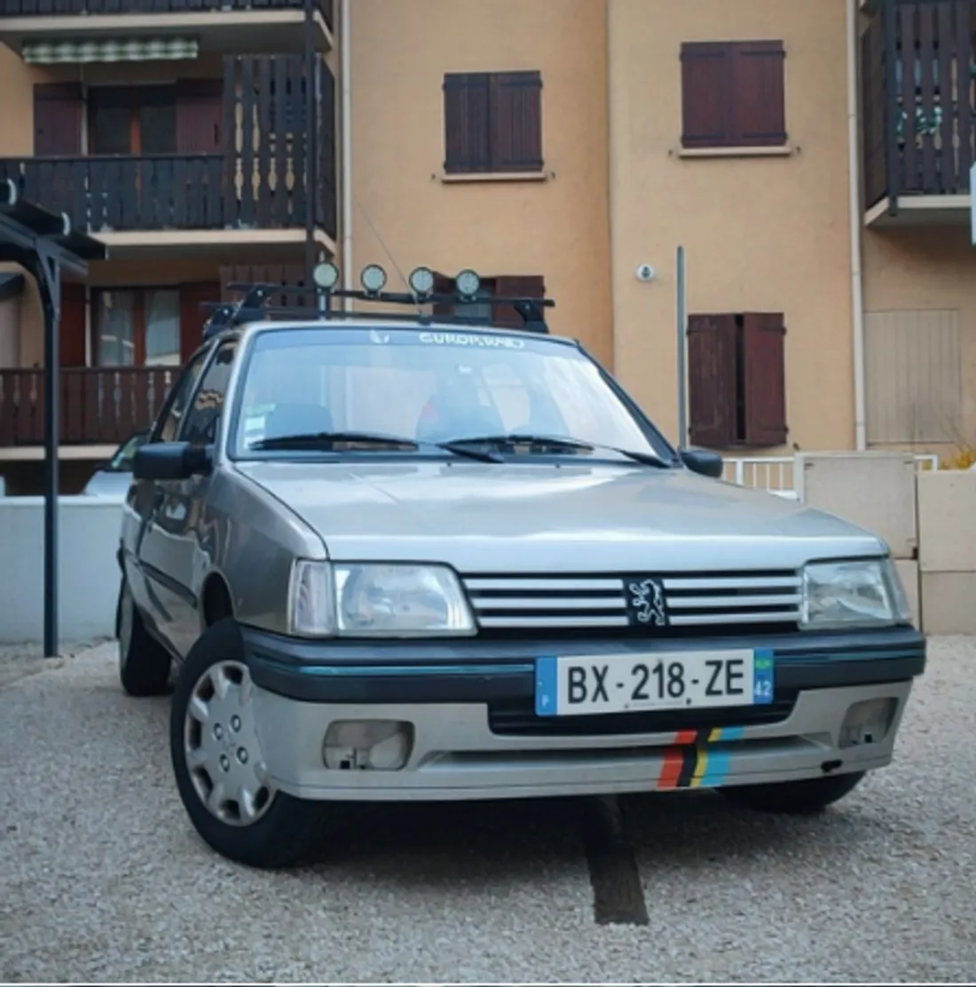 Peugeot 205 europ'raid