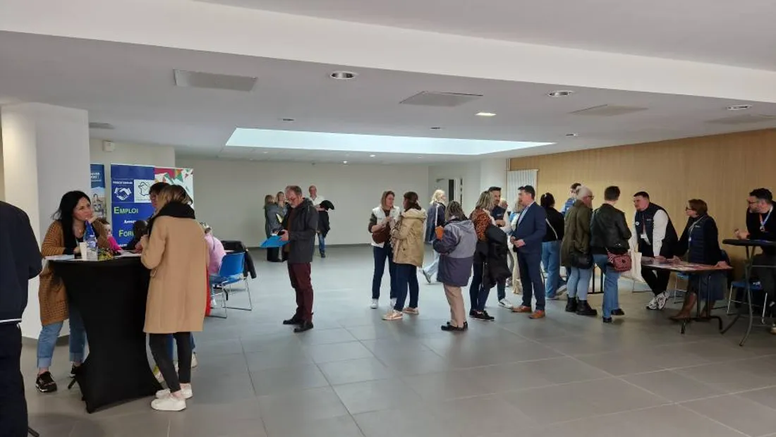 Des après-midi de l'emploi sont organisés de temps en temps. 