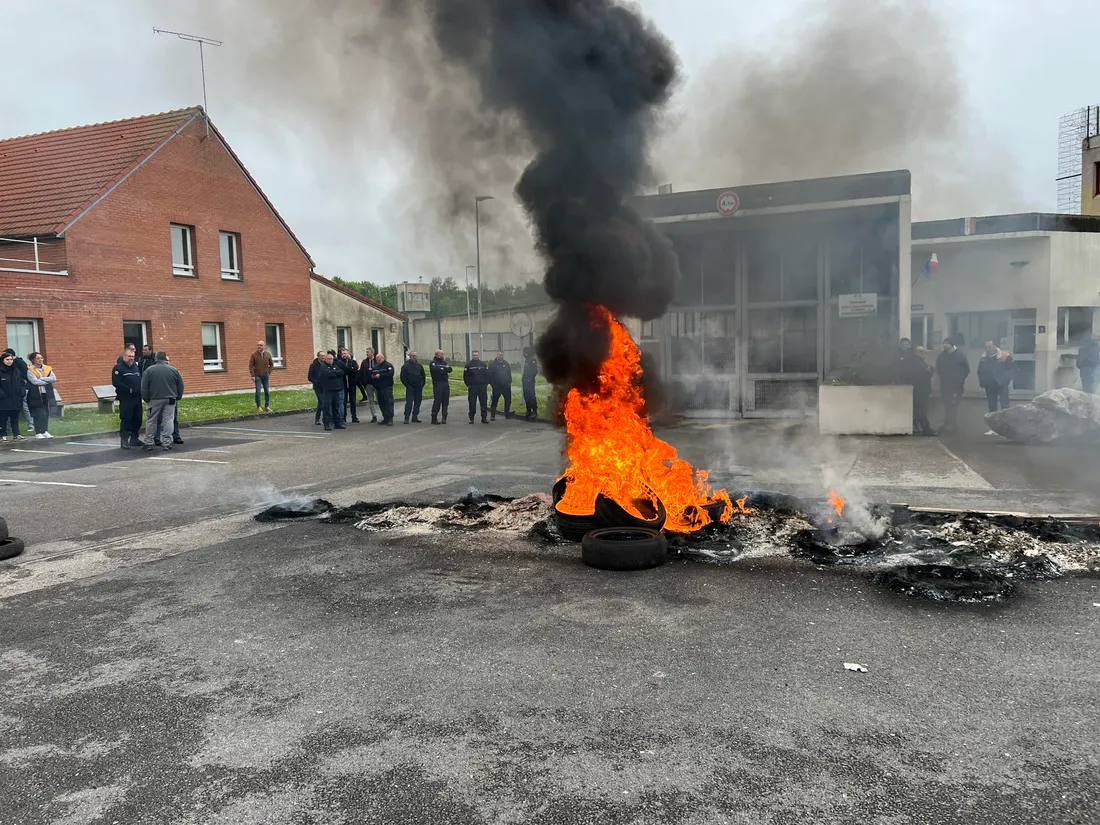 Depuis 6h les agents sont mobilisés à Longuenesse. 