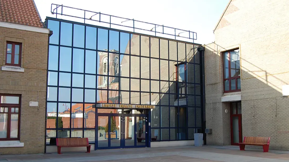 mairie loon-plage