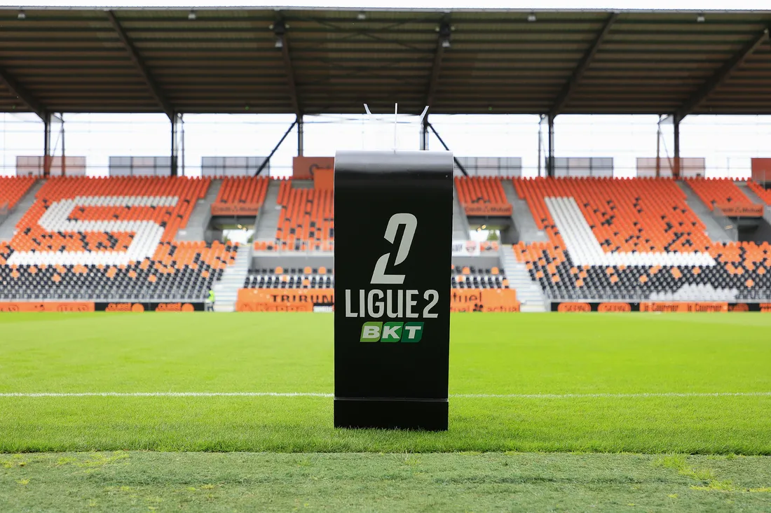 La Ligue 2 pourrait désormais se partager entre le vendredi et le samedi.