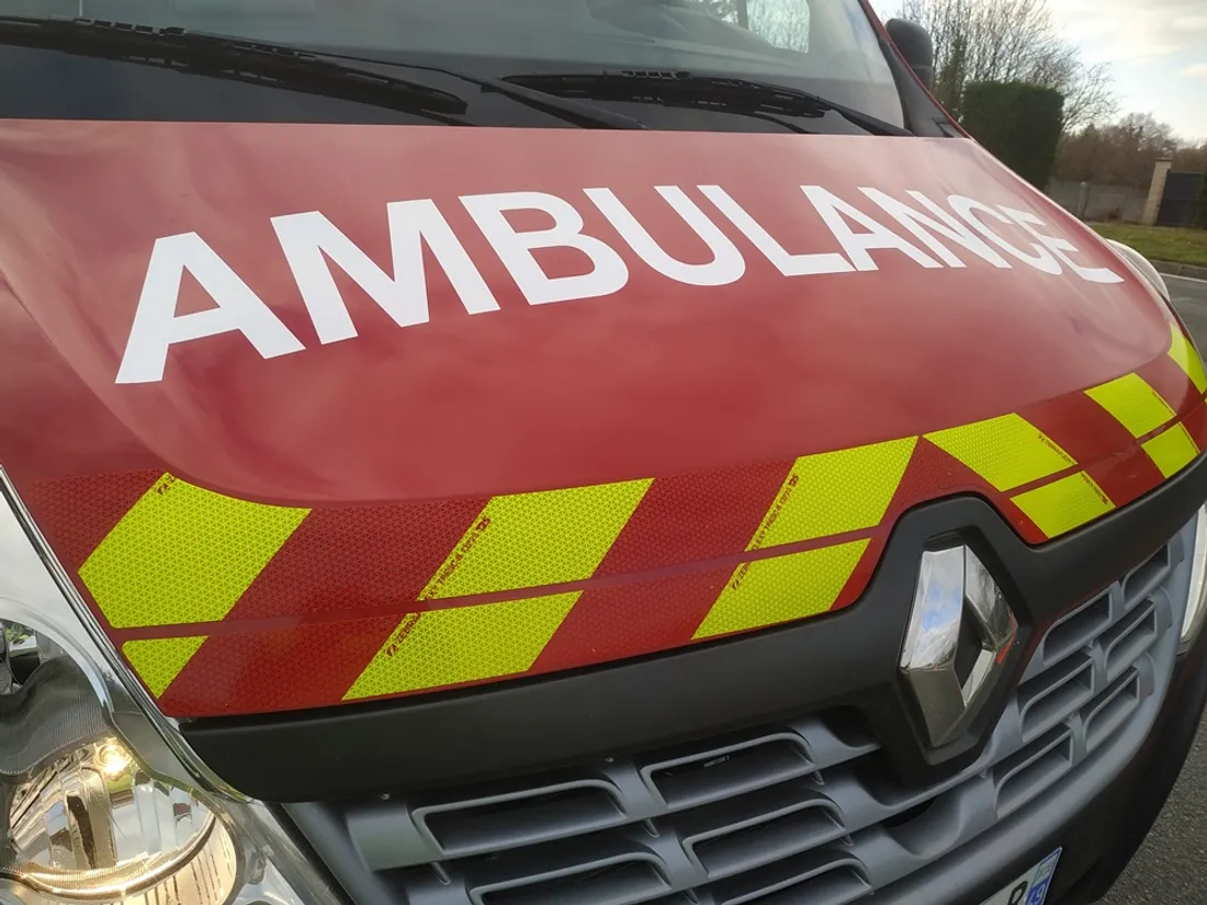 Ambulance accident pompiers Segré_16 12 21_CJ