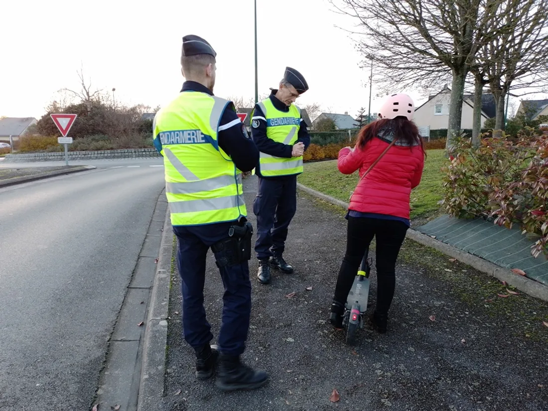 Gendarmerie trottinette électrique controle Segré_08 12 23_CJ