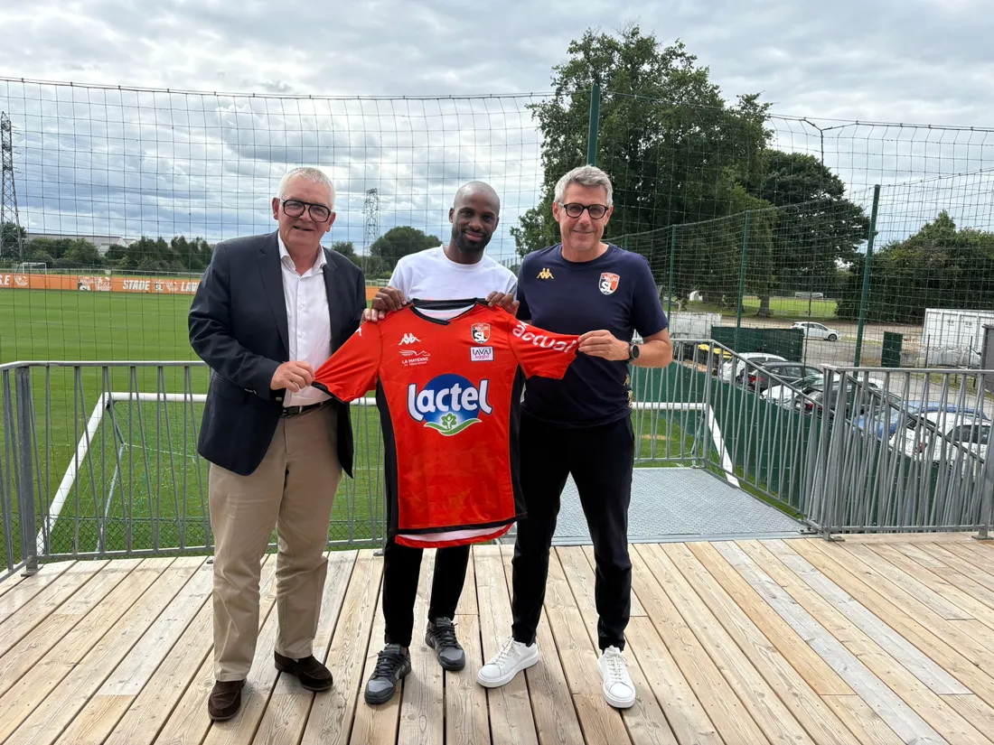 Cyril Mandouki a signé au Stade lavallois et portera le numéro 14.