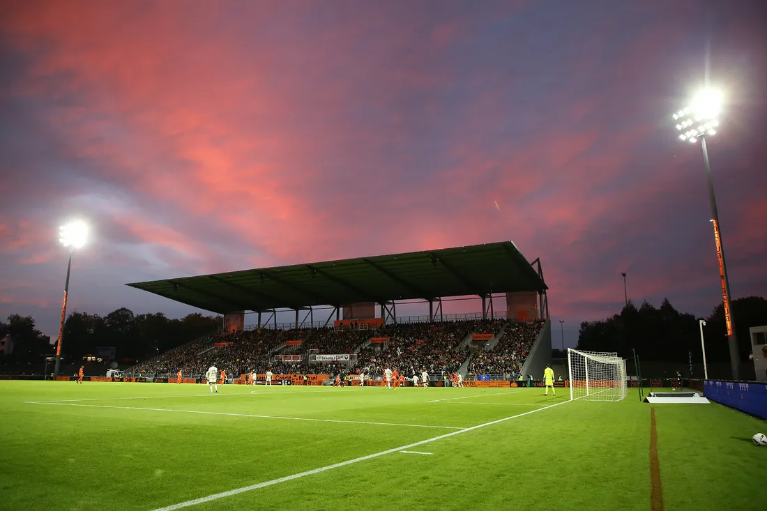 Des supporters du Stade lavallois ont reçu une interdiction commerciale de stade.