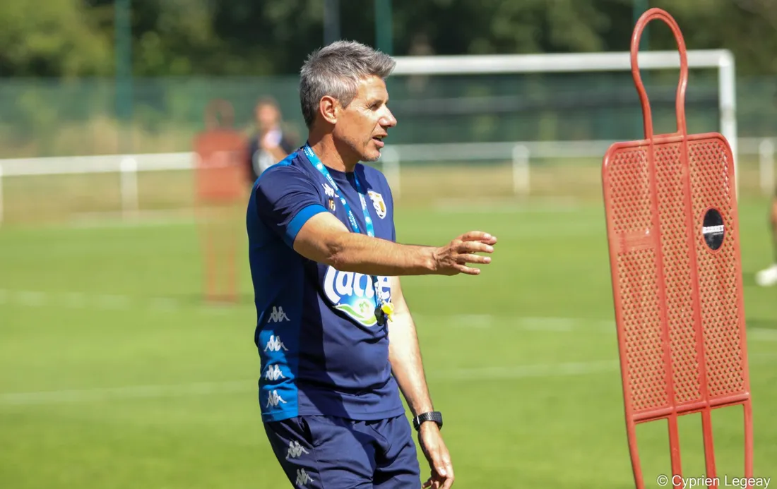 L'entraîneur du Stade lavallois Olivier Frapolli est l'invité de Club Oxygène.