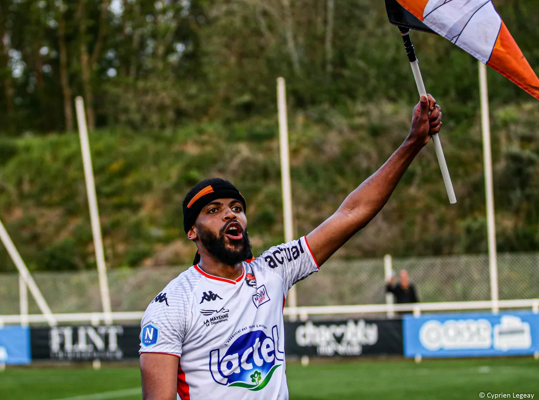 Le défenseur du Stade lavallois Yasser Baldé quitte le club.