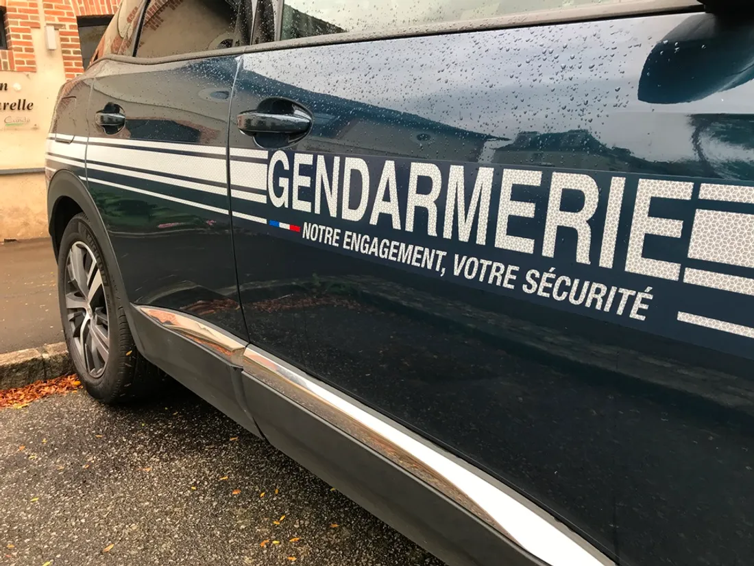 illustration accident faits divers voiture de gendarmerie_18 10 22_CJ