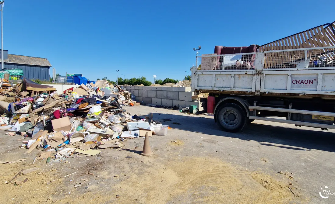 La déchèterie du Pays de Craon ont relevé plus de 300 m3 de déchets.