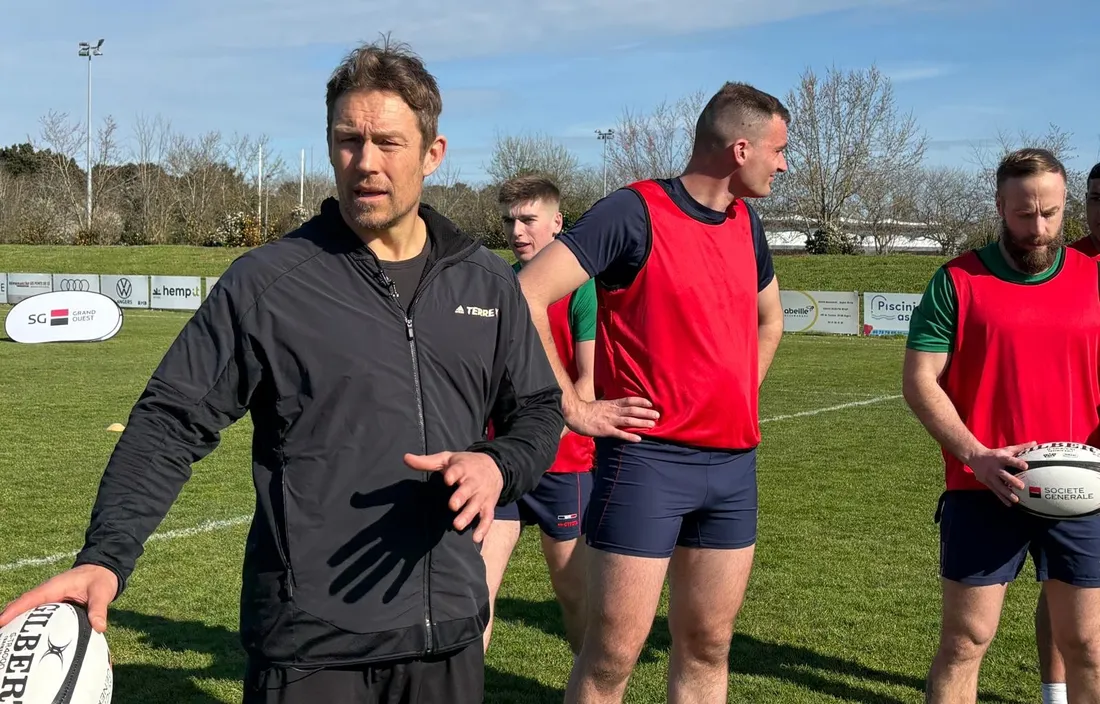 Jonny Wilkinson a pu faire admirer sa technique sur les terrains d'Angers Sco.