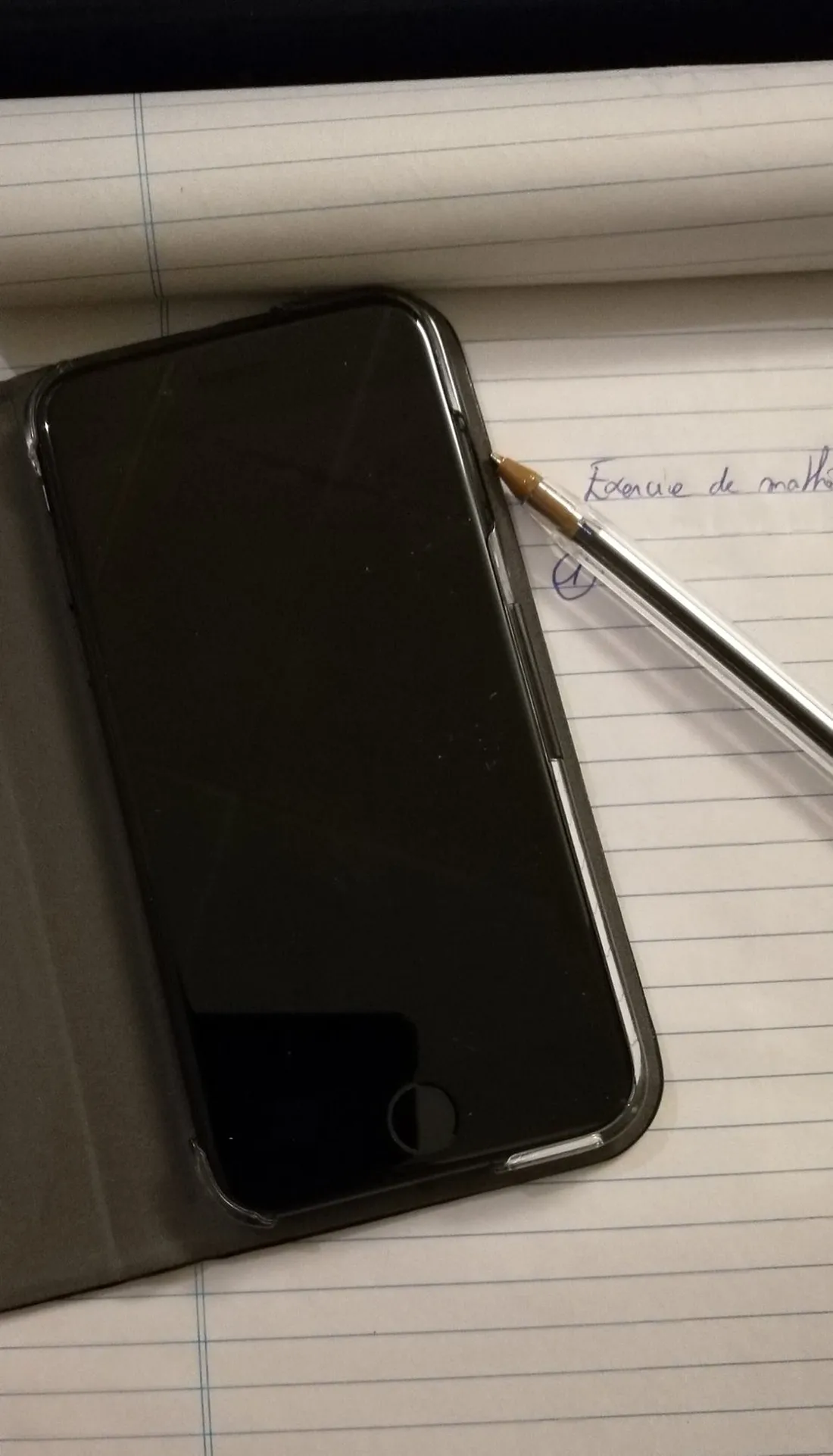 Les élèves de collèges de Mutzig et Ensiheim devront abandonner leurs téléphones en janvier 