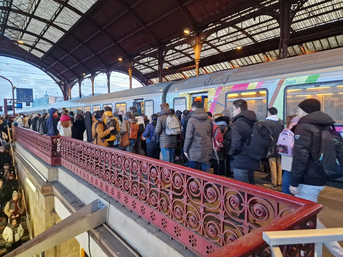 Trois TER sur cinq circuleront demain selon la SNCF en France 