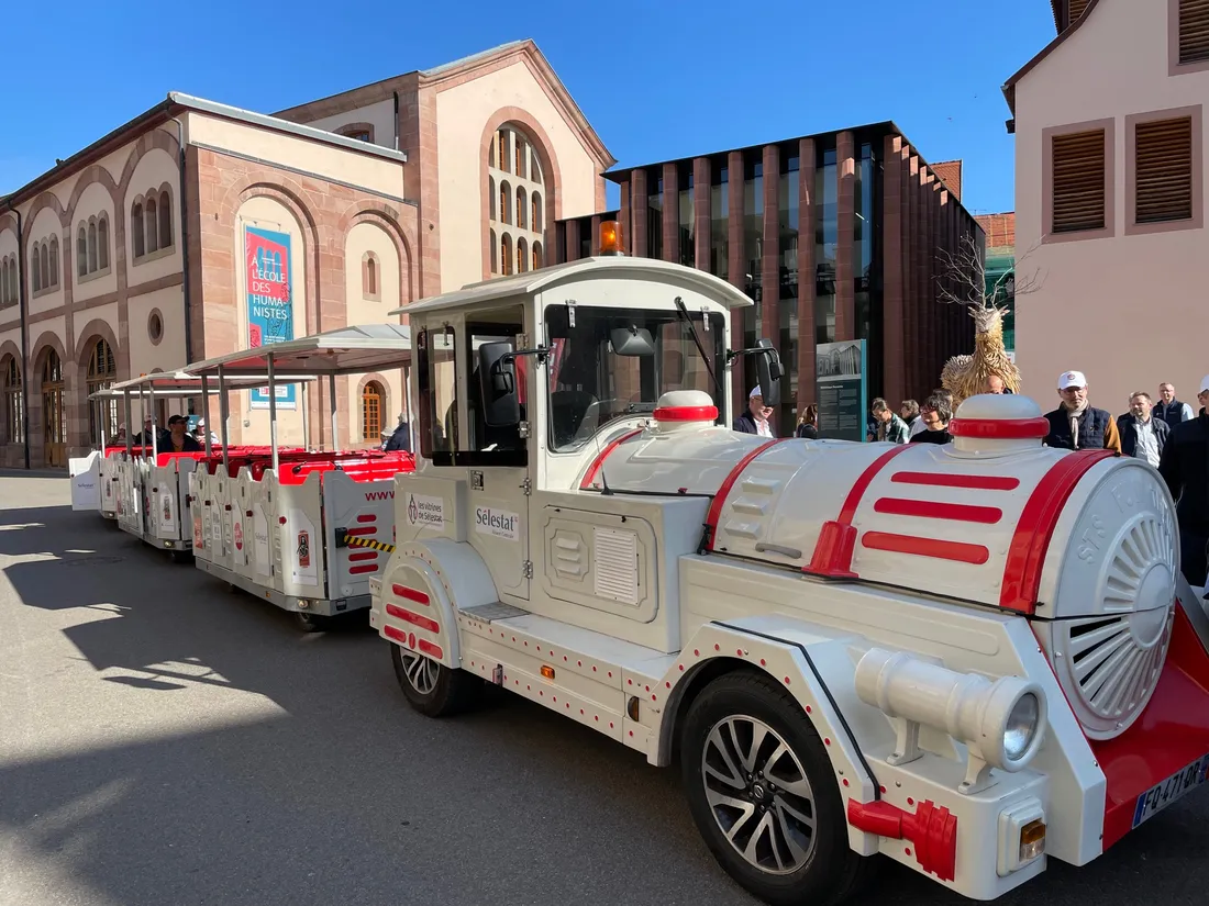 Le petit train touristique de Sélestat a pris ses premiers voyageurs ce samedi