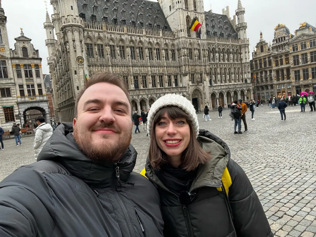 Charly et Estelle partent à Bruxelles pour s'aventurer dans la Forêt interdite d'Harry Potter