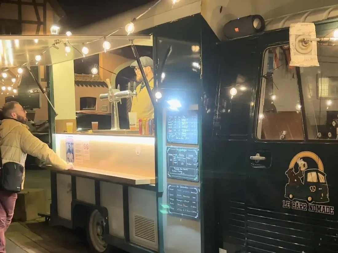 Un bistrot ambulant pour boire un coup dans son village !