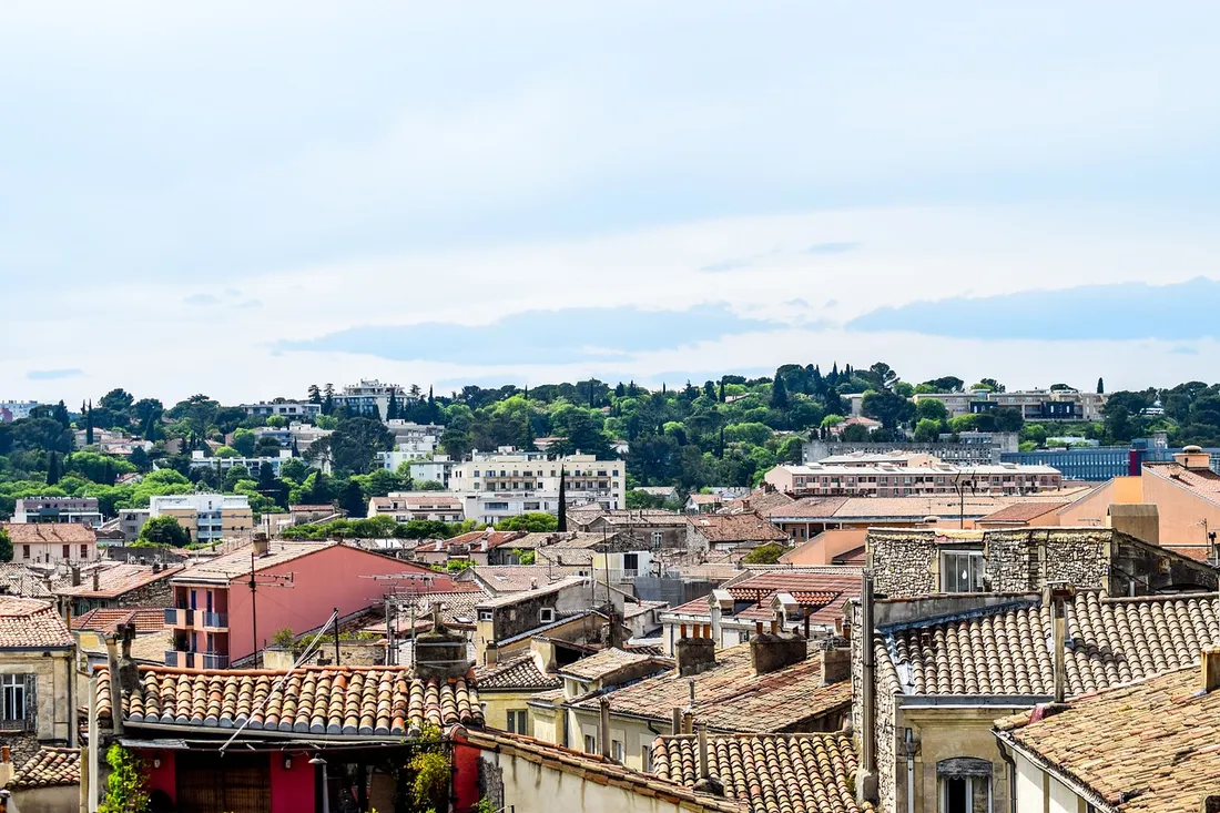 Nîmes