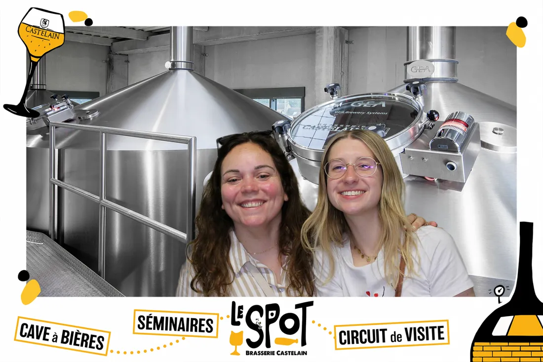 Un photobooth est installé à la fin du parcours