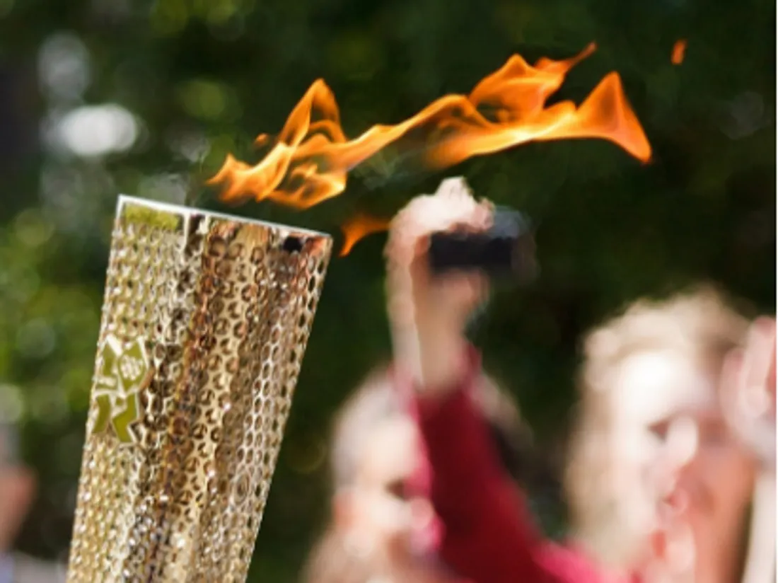 Les restrictions de circulation et stationnement pour la flamme