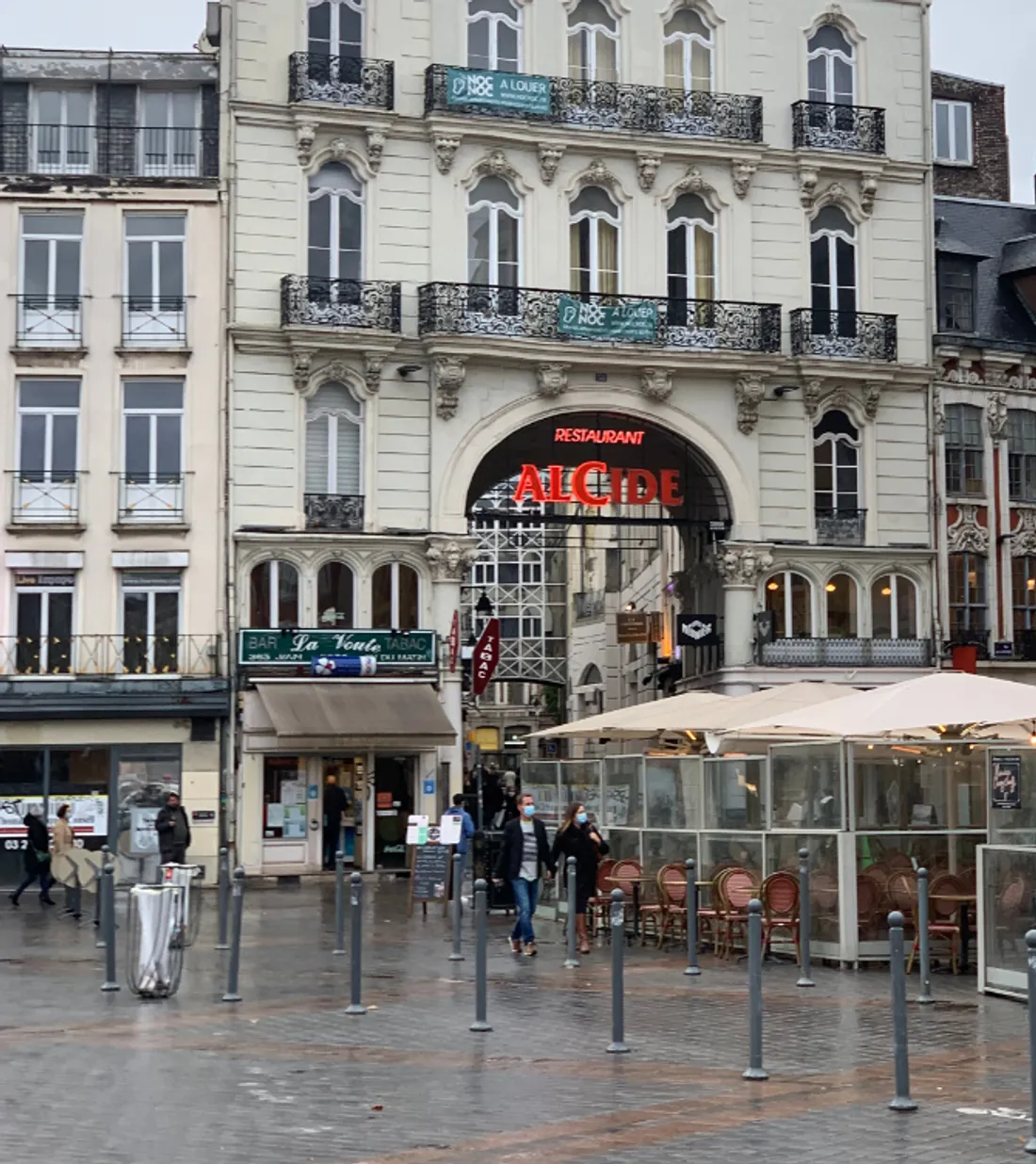 Le passage sous la voûte Alcide temporairement fermé