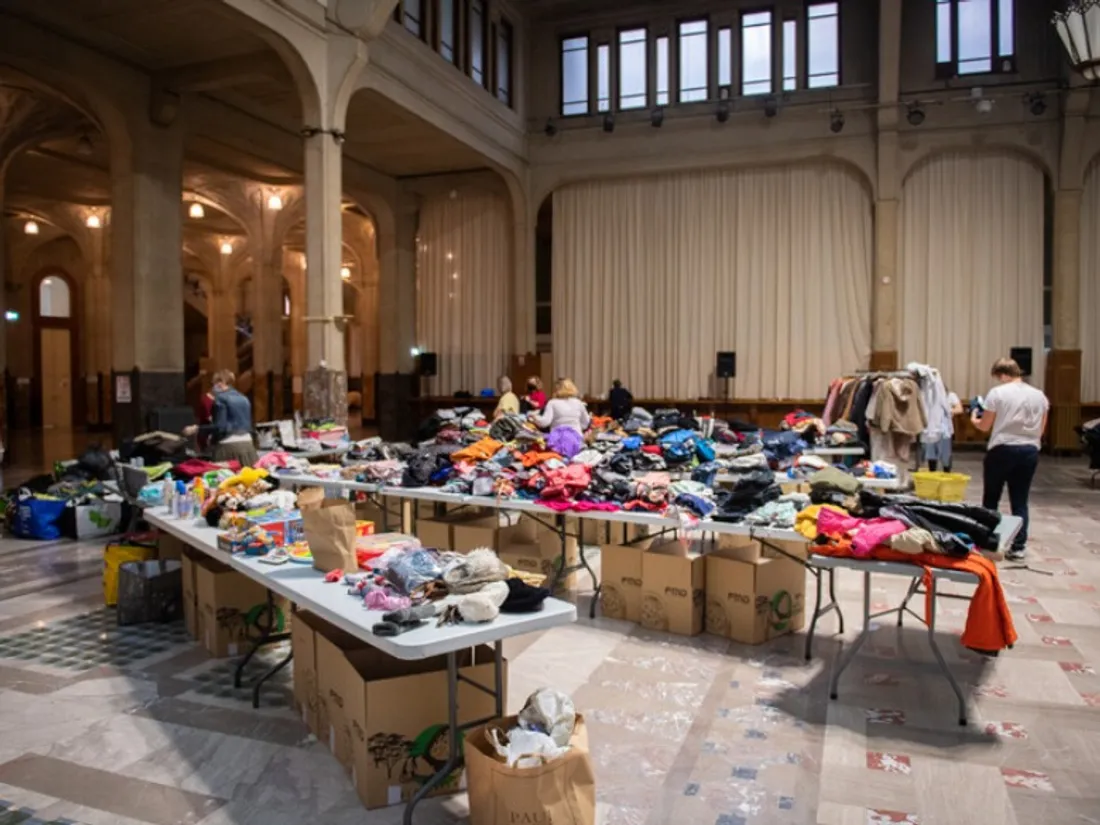 Une collecte pour les exilés à la mairie de Lille