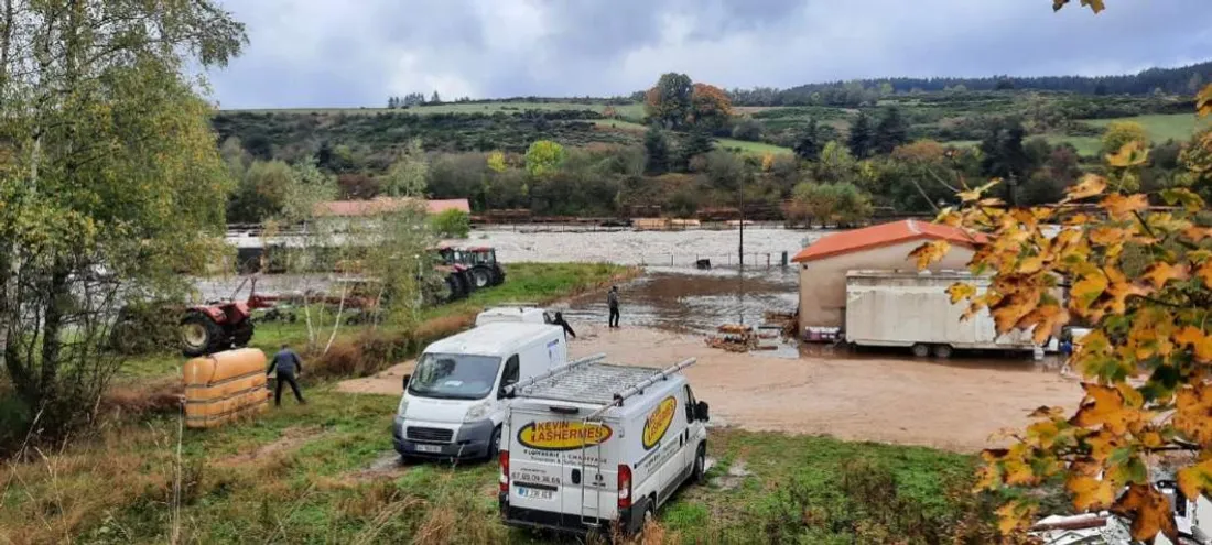 La rivière Allier à Langogne (Lozère)