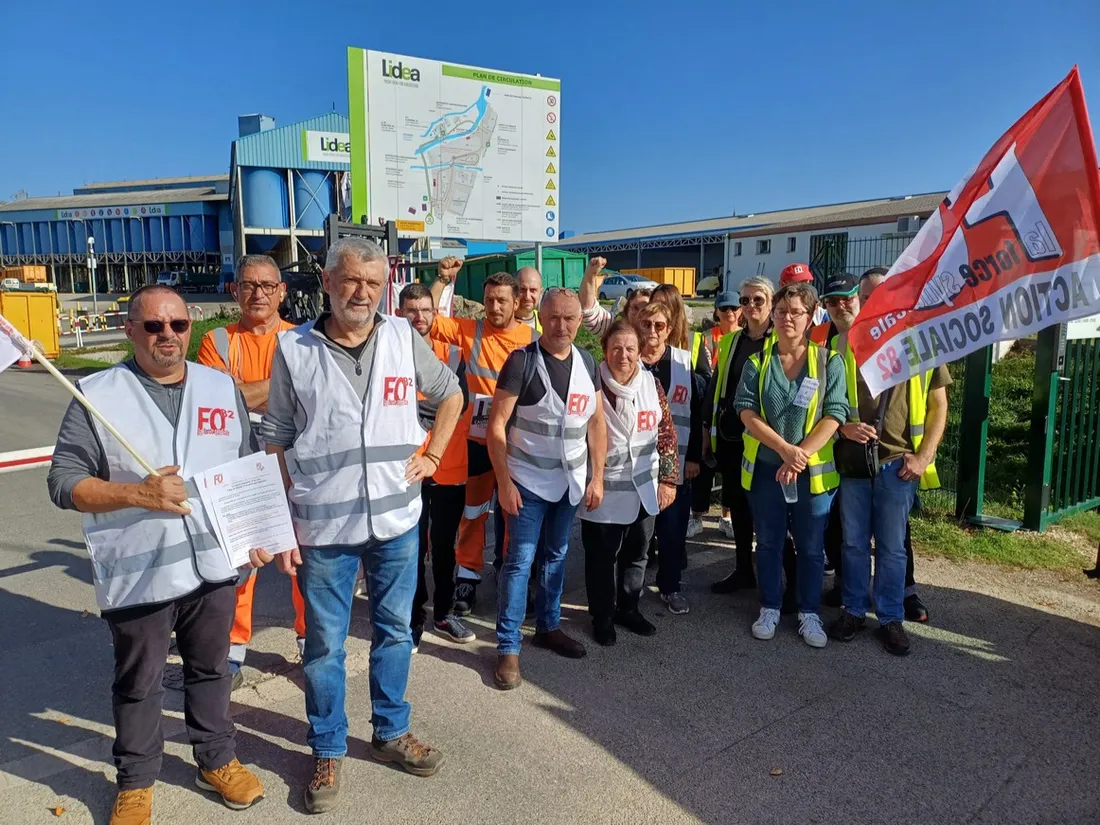 Les salariés de Lidéa ont flitré l'entrée de l'usine à Caussade.