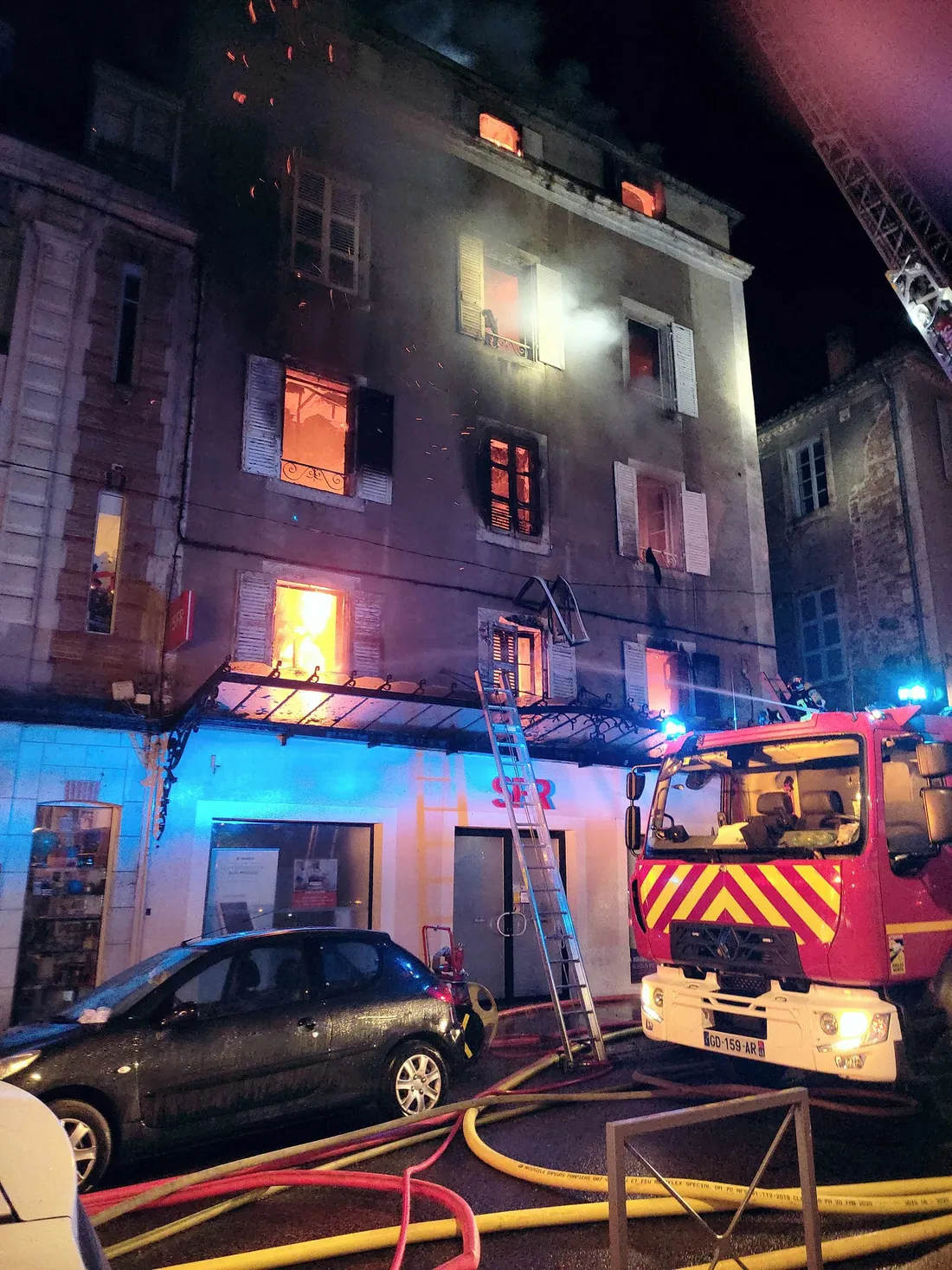 Immeuble incendié rue de l'Université à Cahors dimanche 21 avril.